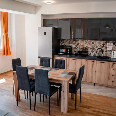 Darki Apartments 4 - Very Central 100 Square Meters,Two Bedrooms,Free Parking Ohrid Buitenkant foto
