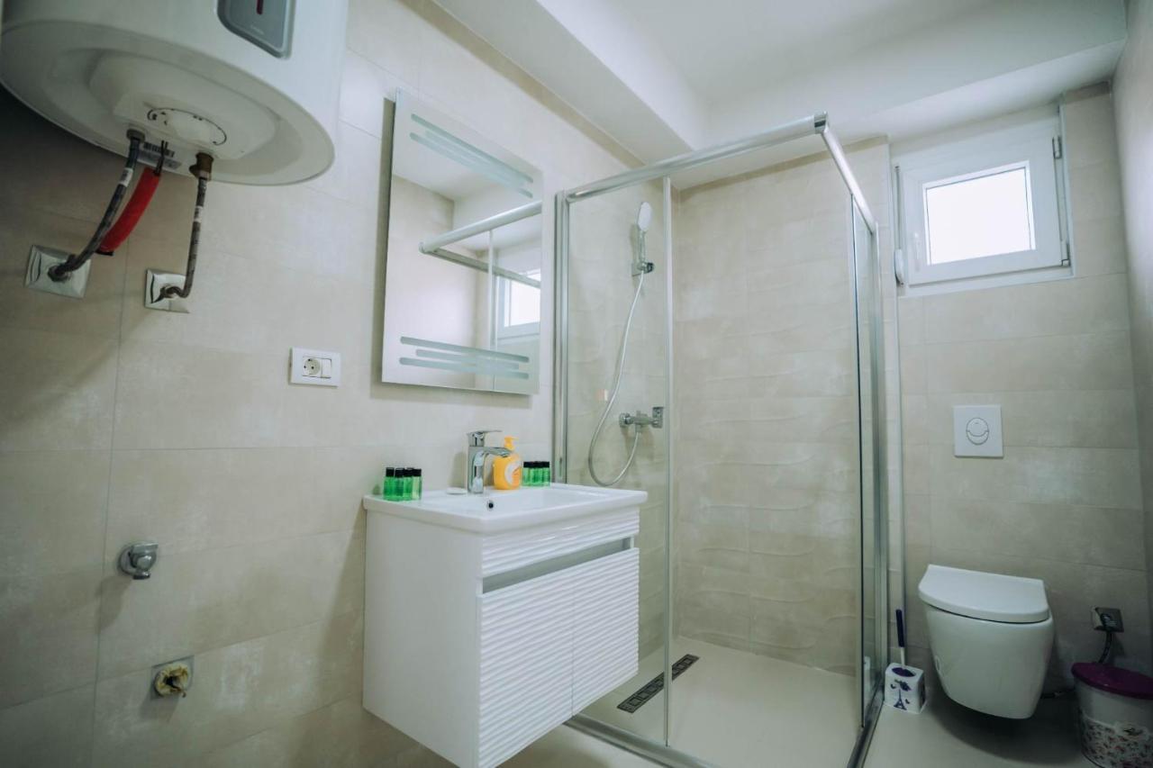 Darki Apartments 4 - Very Central 100 Square Meters,Two Bedrooms,Free Parking Ohrid Buitenkant foto