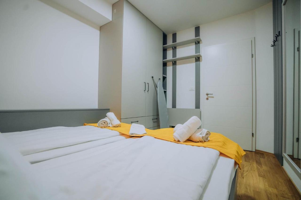 Darki Apartments 4 - Very Central 100 Square Meters,Two Bedrooms,Free Parking Ohrid Buitenkant foto